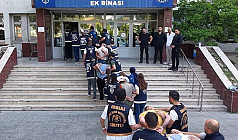 13 KİŞİ CEZAEVİNDE