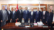 DEMİR SAHAYA İNDİ