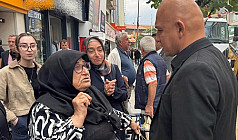ESNAFLA SOHBET ETTİ