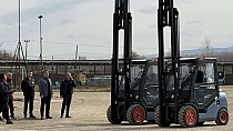 İki yeni forklift geldi