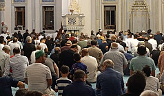 KANDİLE İLGİ YÜKSEKTİ