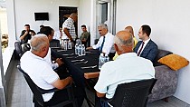 Köylülerle sohbet