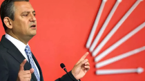 ÖZGÜR ÖZEL GELİYOR